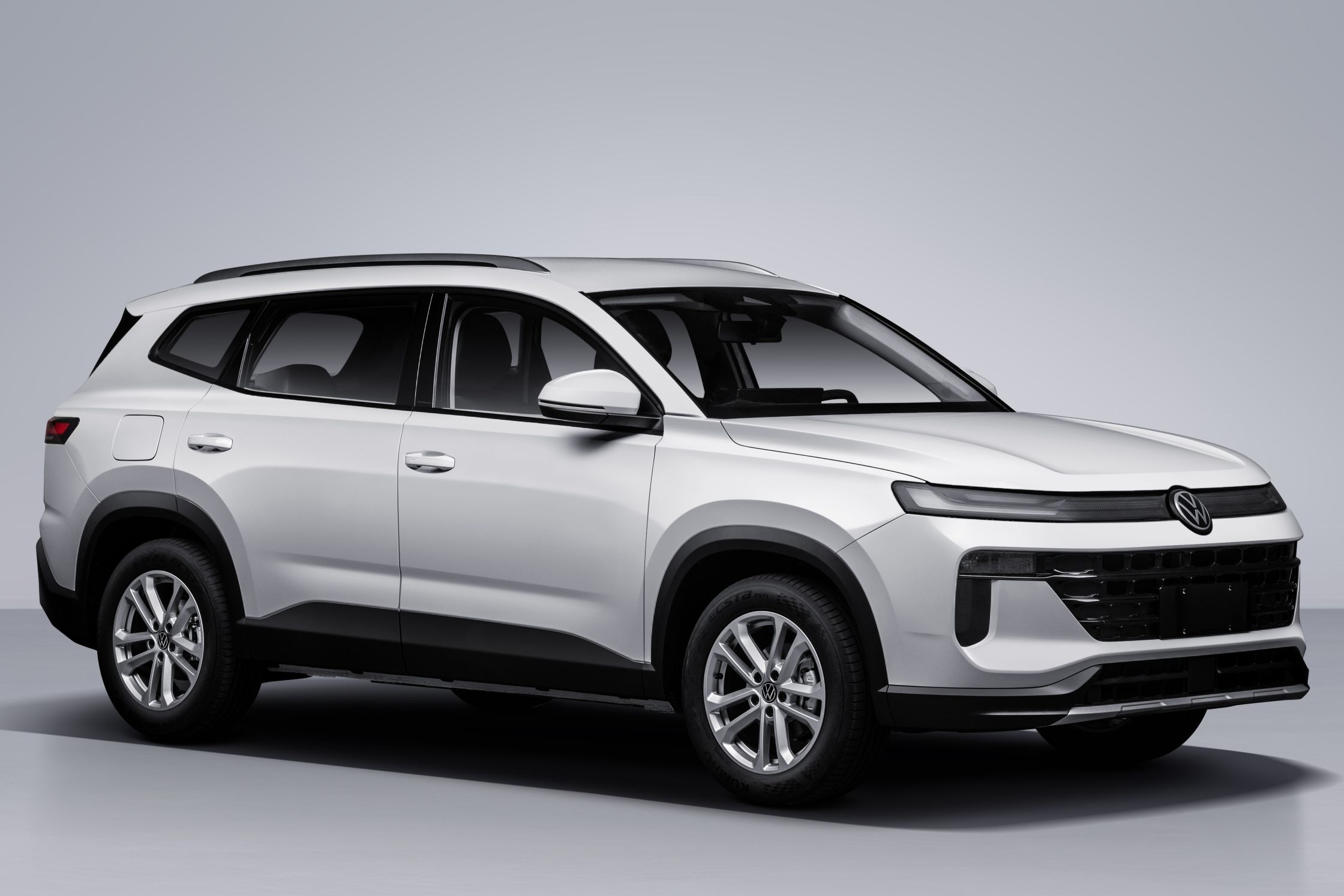 一汽-大众探歌 L 新车申报:提供 1.4T/1.5T 动力,轴距 2730mm