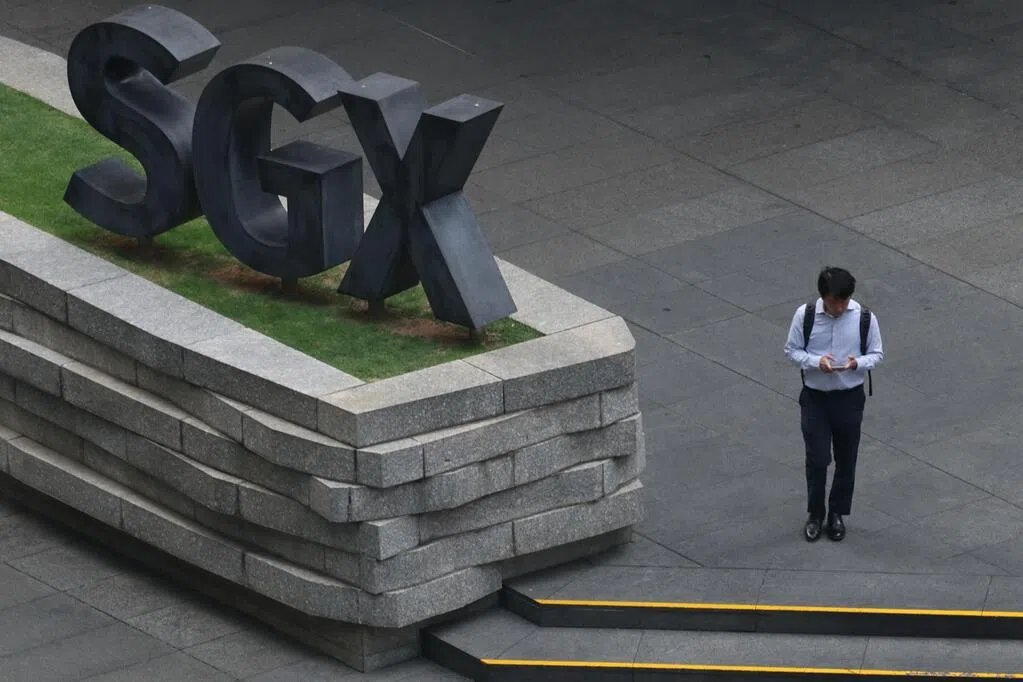美国通胀升温加剧晶片股连续卖压 海指周四跌0.37%